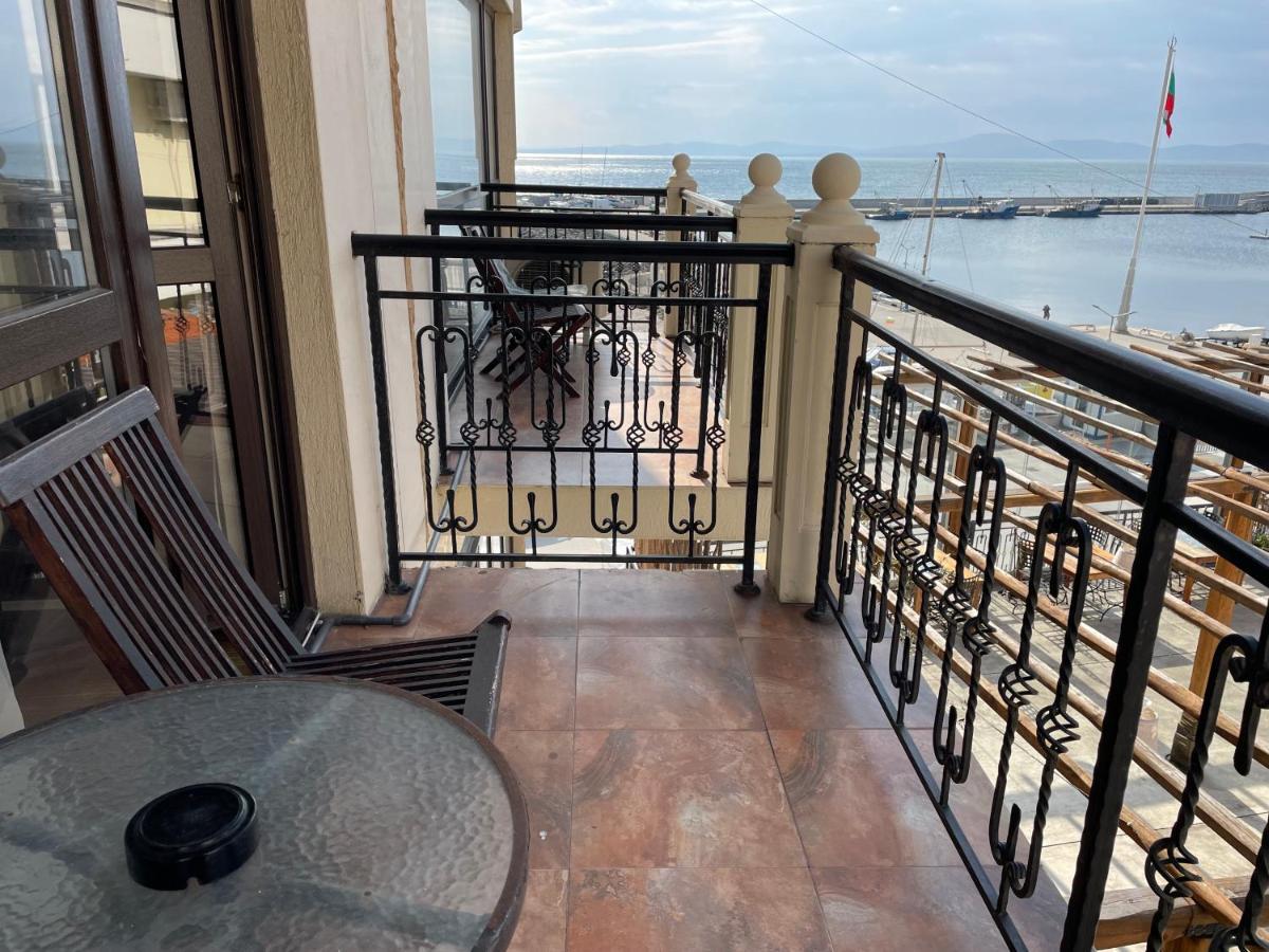At The American'S Hotel Pomorie Exterior photo